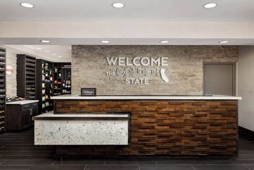 Hampton Inn & Suites Napa, Reception