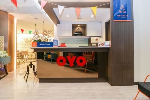 Aim House Bangkok Hotel, Reception