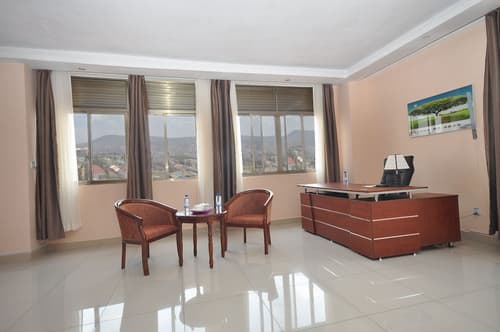 2000 HOTEL Downtown Kigali, Room