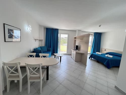 Hotel Miralonga, Room