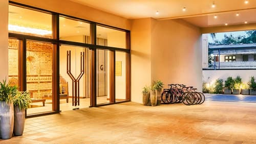 Jetwing Jaffna, Interior entrance