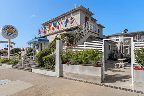 Ocean Park Inn, Front of property