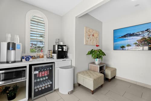 Ocean Park Inn, Reception