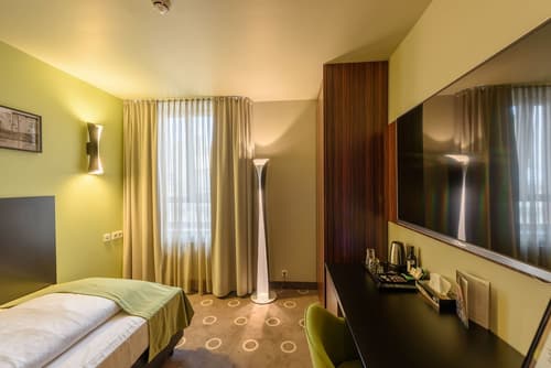 The Frankfurt Hotel, Room