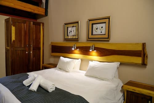 C'est Si Bon Hotel, Room