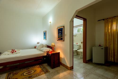Zerof Guest House, Room