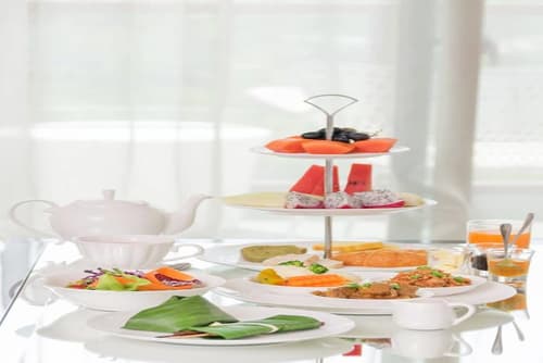 The Chiang Mai Riverside, Food and drink