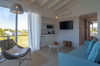 Anastasio Hotel & Beach Club