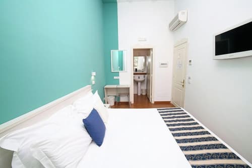 Hotel Royal Hills, Room