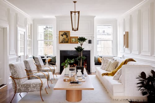 Kennebunkport Captains Collection, Lobby sitting area