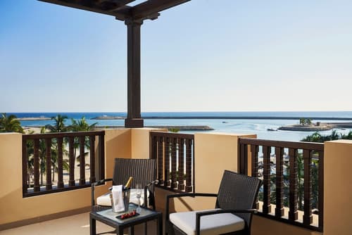 Fanar Hotel and Residences, Balcony