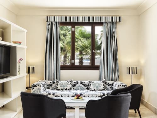 Fanar Hotel and Residences, Living area