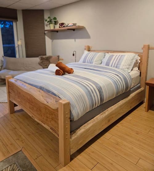 Madeira Park Oceanview Suites