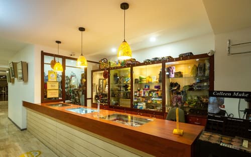 Accra City Hotel, Gift shop