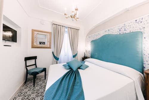 Palazzo Pascal, Room