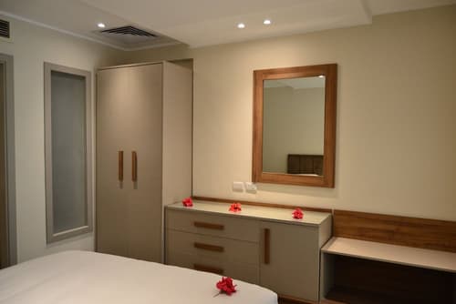Rivoli Suites, Room