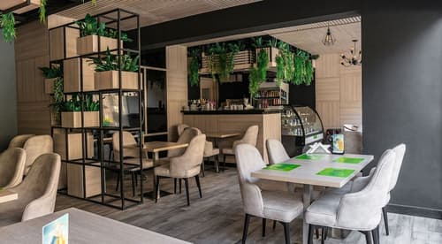 Rivoli Suites, Restaurant