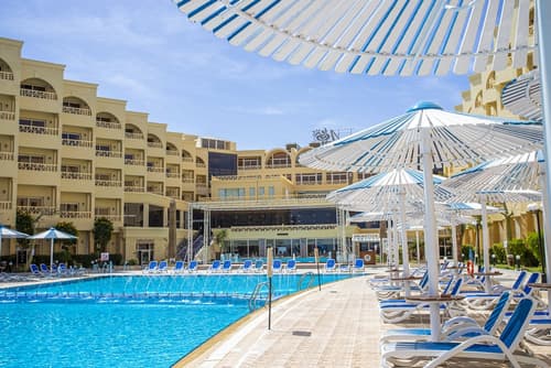 AMC Royal Hotel & Spa, Pool