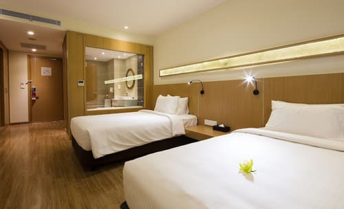 Starcity Bayfront Nha Trang Hotel