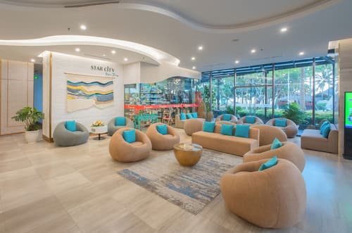 Starcity Bayfront Nha Trang Hotel