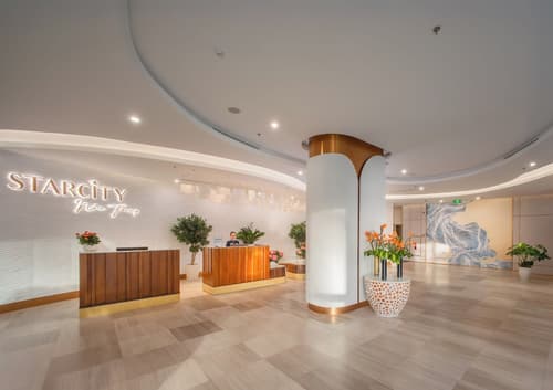 Starcity Bayfront Nha Trang Hotel