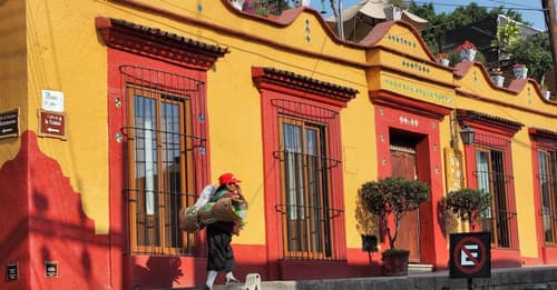 Hotel Azucena, Front of property