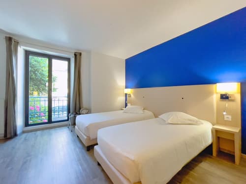 Hôtel de la Gare, Room