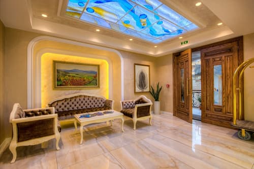 Lot Boutique Hotel, Lobby