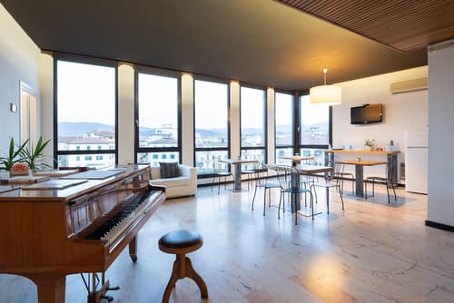 B&B 52cento, Reception