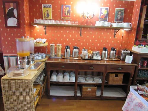 Hôtel Anne De Bretagne Blois, Breakfast buffet