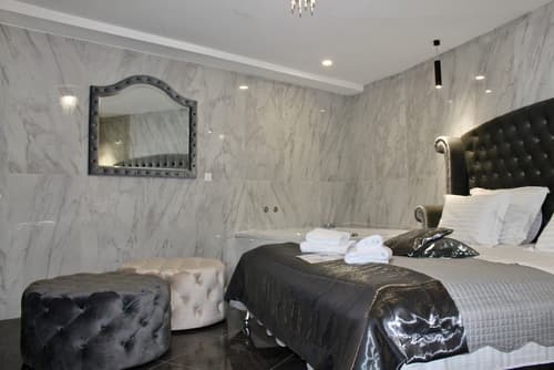 Galeria Valeria Seaside Downtown - MAG Quaint & Elegant Boutique Hotel, Room