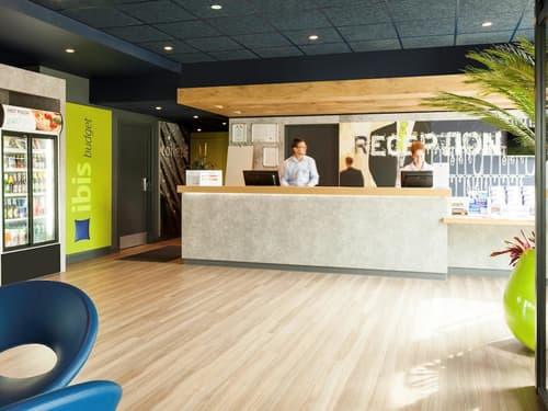 ibis budget Edinburgh Park, Reception