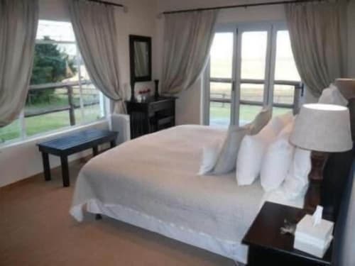 Dusk to Dawn Guesthouse, Room