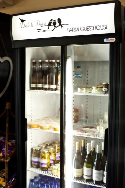 Dusk to Dawn Guesthouse, Restaurant