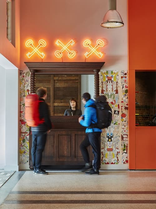 Generator Amsterdam, Reception