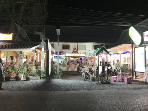 Merlin Plaza Apartments