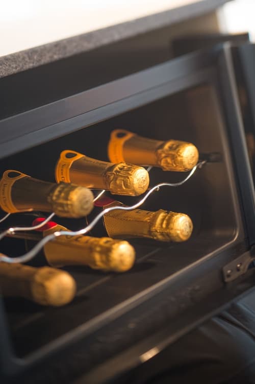 Heart Hotel and Gallery Whitsundays, Minibar