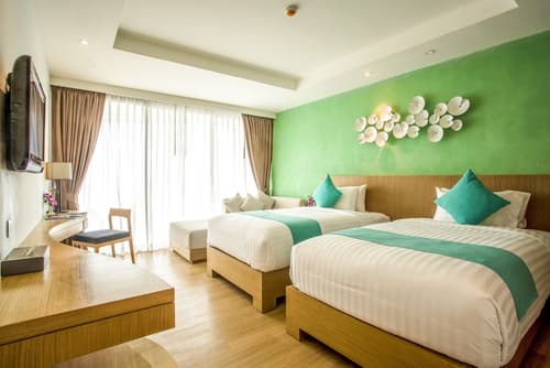 Crest Resort & Pool Villas, Room