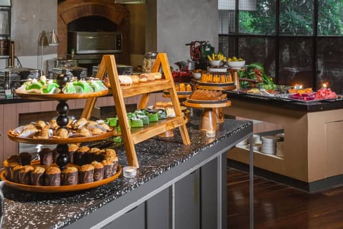 ARTOTEL Sanur Bali, Food and drink