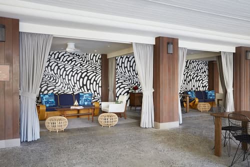 The Surfjack Hotel & Swim Club, Lobby sitting area