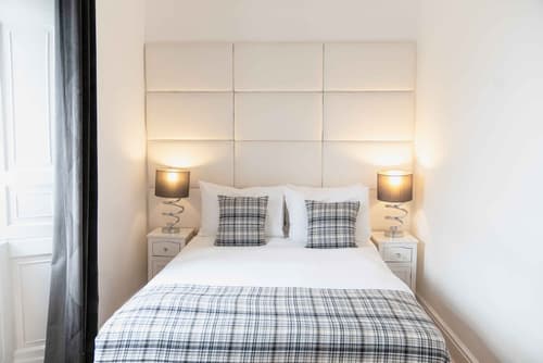 Edinburgh Castle Apartments and Suites, Room