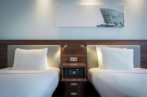 Hampton by Hilton Amsterdam Centre East, Room