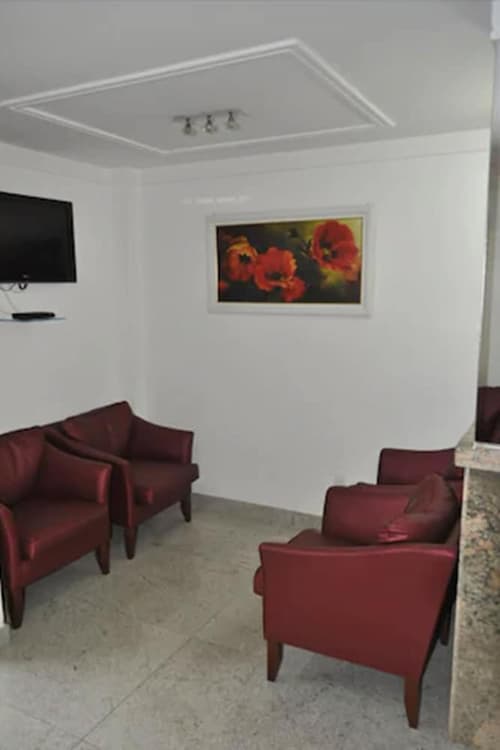 Hotel Diplomata, Lobby sitting area