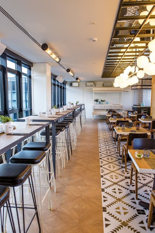 Only YOU Hotel Atocha, Restaurant