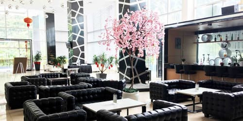 Symphony Suites, Lobby sitting area