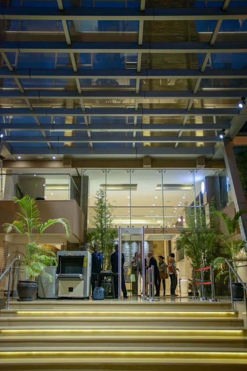 The Concord Hotel And Suites, Property entrance