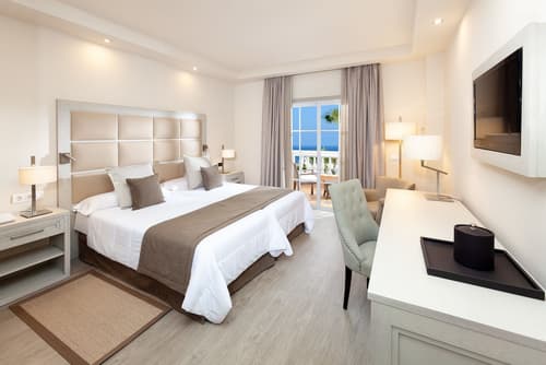 Hotel Riu Garoé