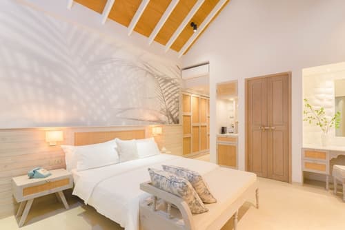 Malahini Kuda Bandos Resort