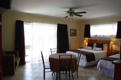 Aqua Marine Guest House