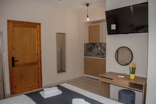 Eos Skiathos